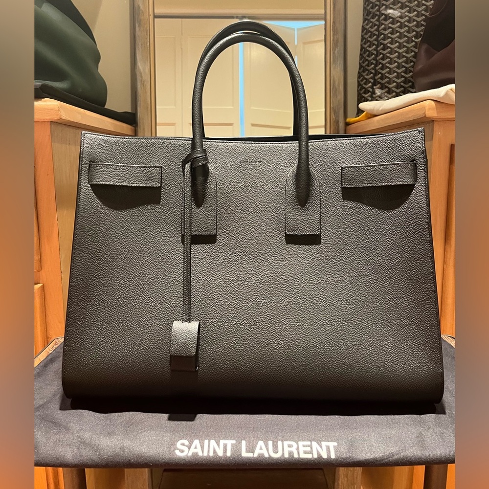 Saint Laurent Sac De Jour Large SO-BLACK